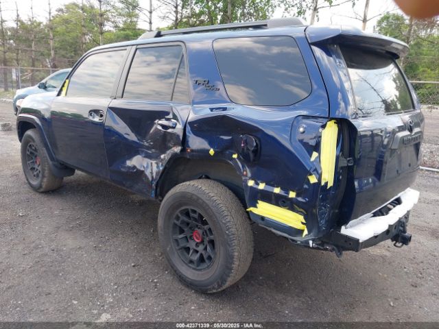 2022 TOYOTA 4RUNNER JTERU5JR7N6037617 Photo 2