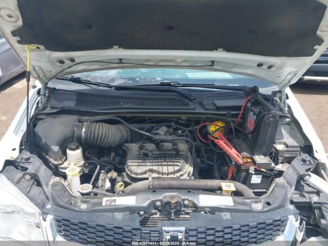 2C4RDGBG2FR682716 Dodge Grand Caravan Se