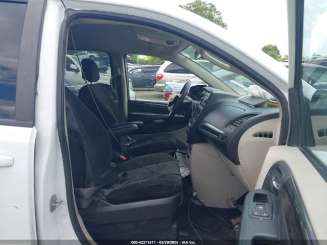 2C4RDGBG2FR682716 Dodge Grand Caravan Se