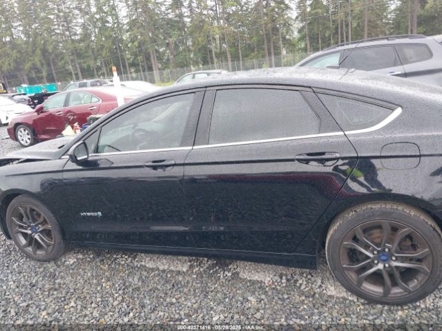 3FA6P0LU9JR116437 Ford Fusion Hybrid Se