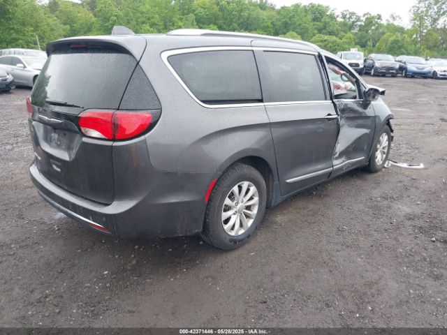 2019 CHRYSLER PACIFICA 2C4RC1BG7KR733248 Photo 3