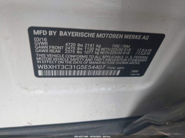 2016 BMW X1 WBXHT3C31G5E54407 Photo 8
