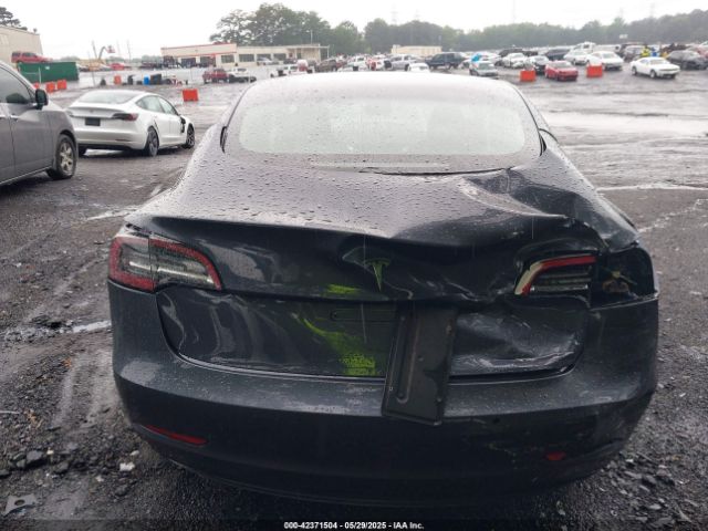 5YJ3E1EA7NF316347 Tesla 2022