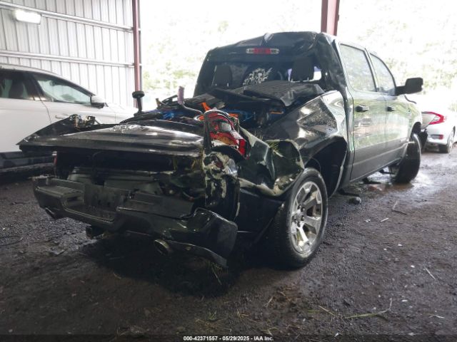 2019 RAM 1500 1C6SRFFTXKN674611 Photo 3