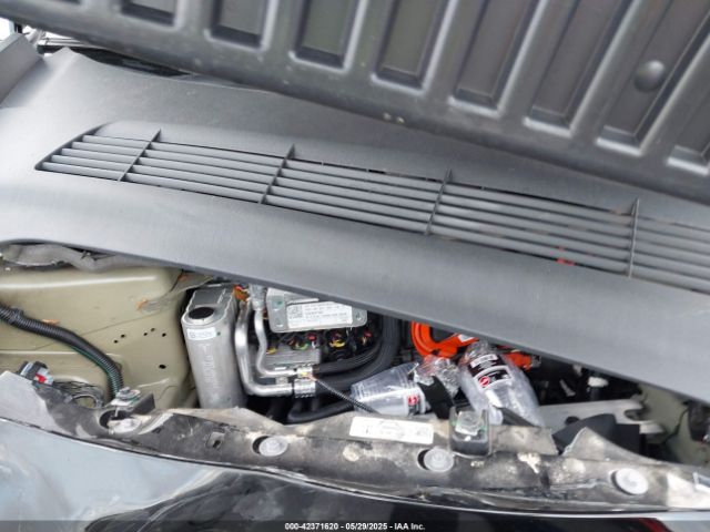2025 TESLA MODEL Y 7SAYGDEF2SA341357 Photo 9