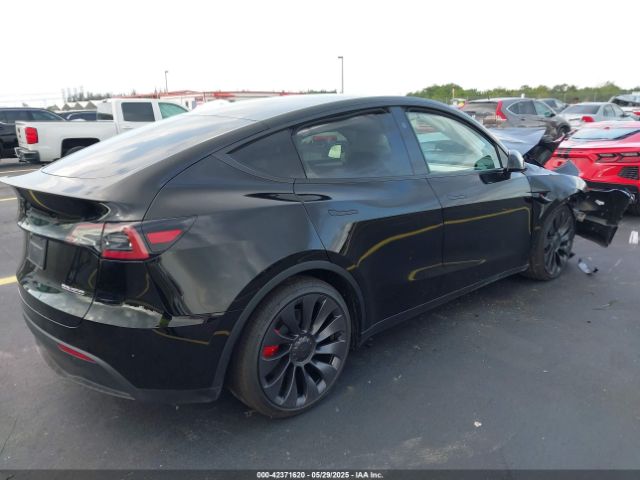 2025 TESLA MODEL Y 7SAYGDEF2SA341357 Photo 3