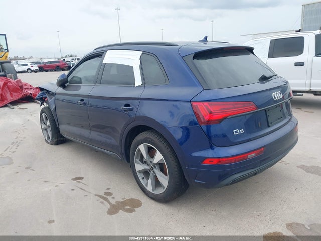 2025 AUDI Q5 WA1ABAFY7S2050641 Photo 2