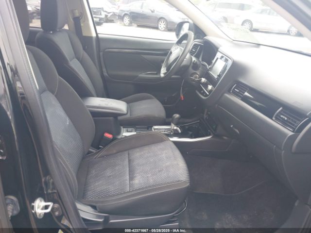 2020 MITSUBISHI OUTLANDER JA4AD2A38LZ019127 Photo 4