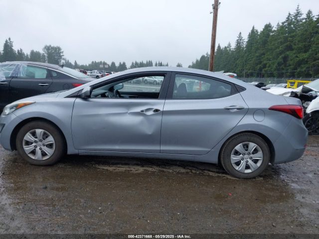 5NPDH4AE1GH664767 Hyundai ELANTRA SE