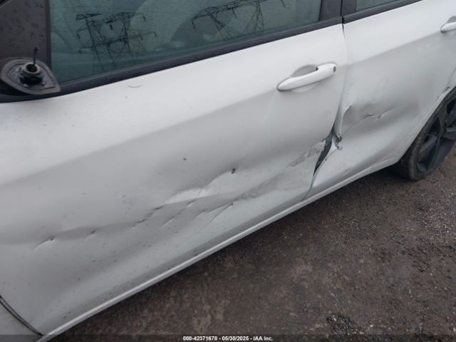 1C3CDFBB2FD204761 Dodge DART SXT