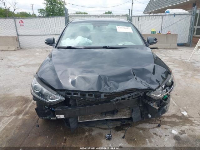 5NPD84LF7HH044769 Hyundai 2017