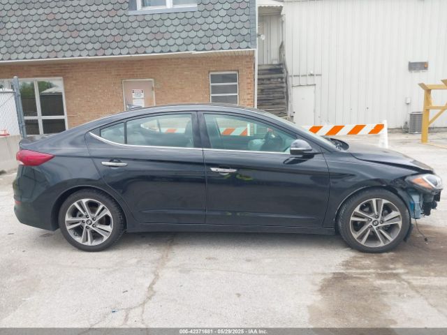 5NPD84LF7HH044769 Hyundai 2017