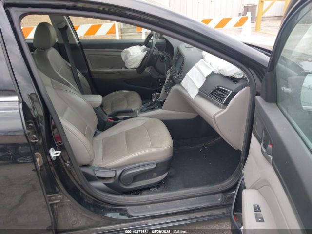 5NPD84LF7HH044769 Hyundai 2017