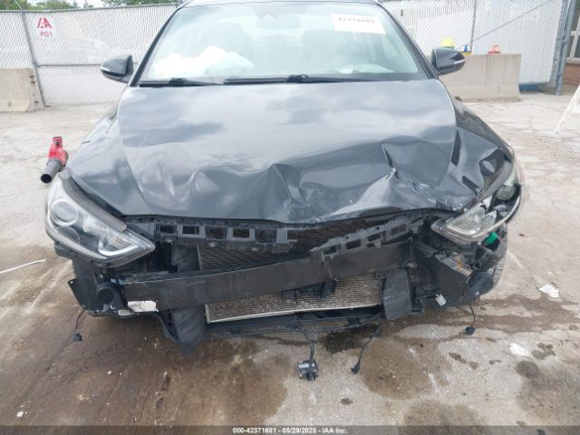 5NPD84LF7HH044769 Hyundai 2017