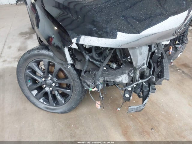 1C4RJEAGXLC392047 Jeep 2020