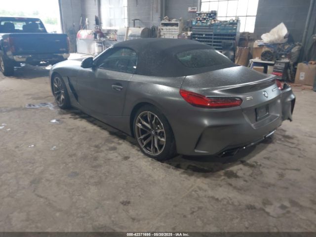 2020 BMW Z4 WBAHF9C07LWW83234 Photo 2