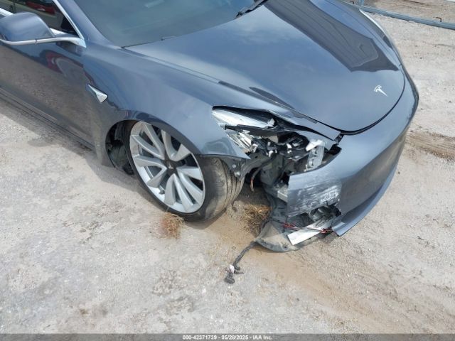 5YJ3E1EA7JF154939 Tesla Model 3 Long Range/mid Range
