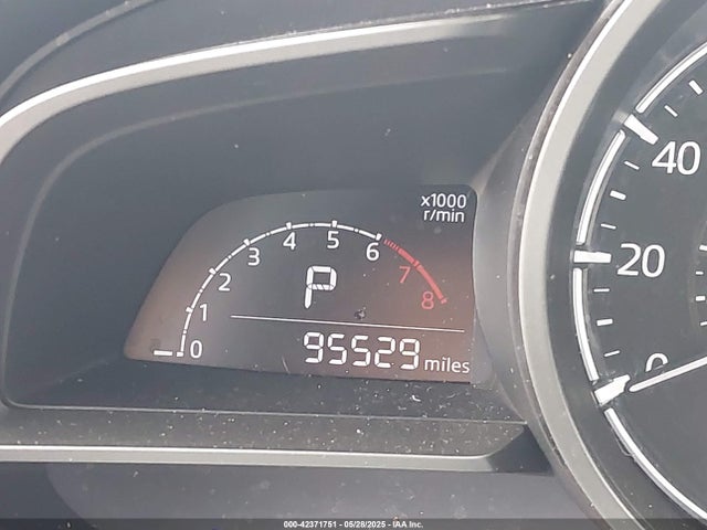 3MZBN1V37JM202557 Mazda py
