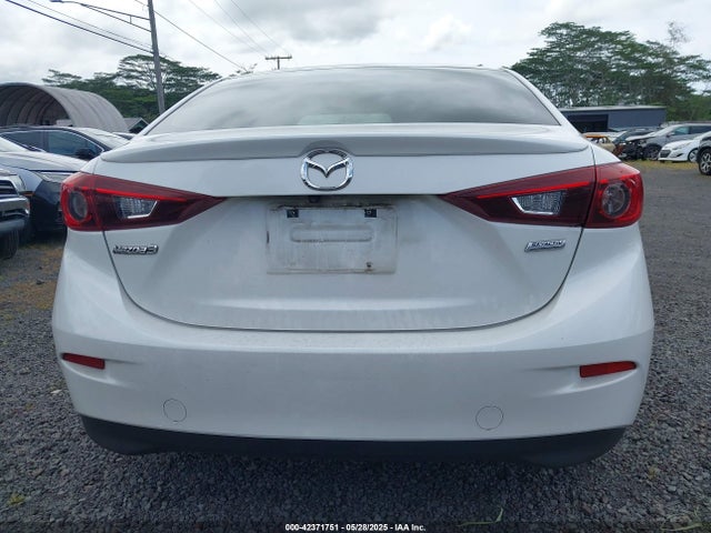 3MZBN1V37JM202557 Mazda py