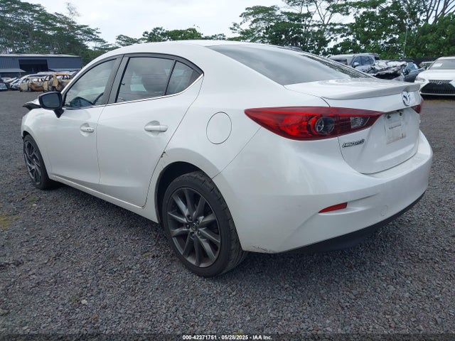 3MZBN1V37JM202557 Mazda py