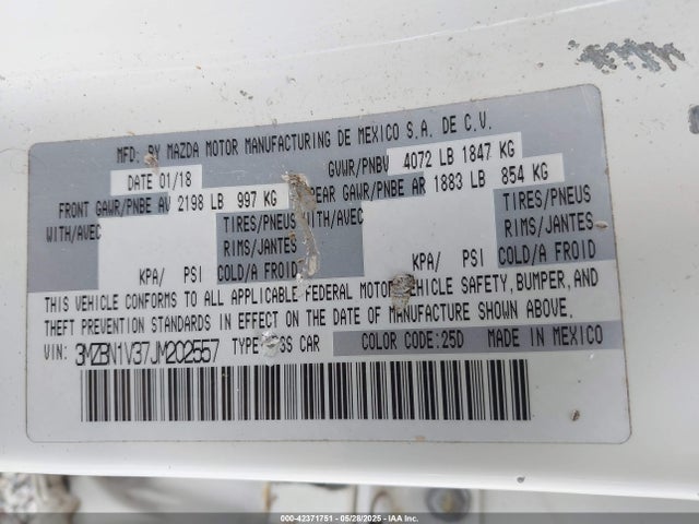 3MZBN1V37JM202557 Mazda py