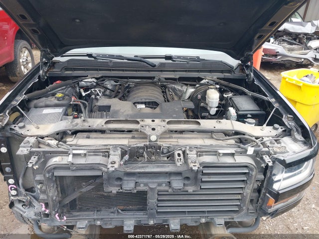 1GCRCNEC0HZ295526 Chevrolet l83 - sidi: spark ignited direct injection, vvt: variable valve timing, afm, e85 max, alum