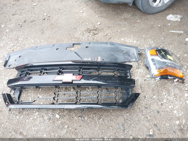 1GCRCNEC0HZ295526 Chevrolet l83 - sidi: spark ignited direct injection, vvt: variable valve timing, afm, e85 max, alum