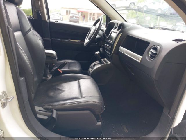 1C4NJDEB0GD546305 Jeep Compass High Altitude Edition