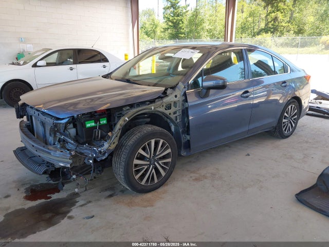 Subaru u5 2018 4S3BNAF65J3044975 Image 2