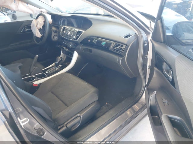 1HGCR2F39HA053240 Honda k24w1
