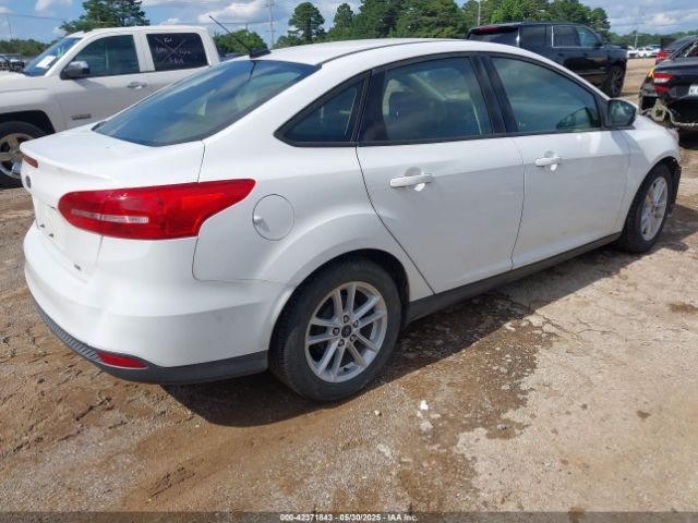 2018 FORD FOCUS 1FADP3F21JL224004 Photo 3