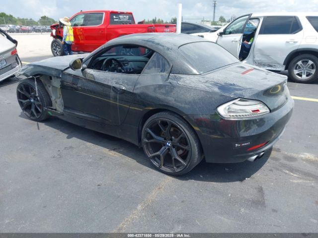 2013 BMW Z4 WBALL5C54DJ103959 Photo 2