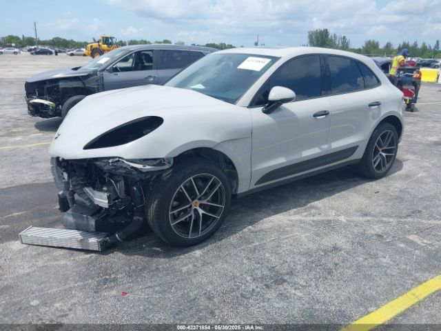2024 PORSCHE MACAN WP1AA2A56RLB08947 Photo 1