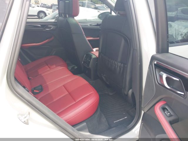 2024 PORSCHE MACAN WP1AA2A56RLB08947 Photo 7