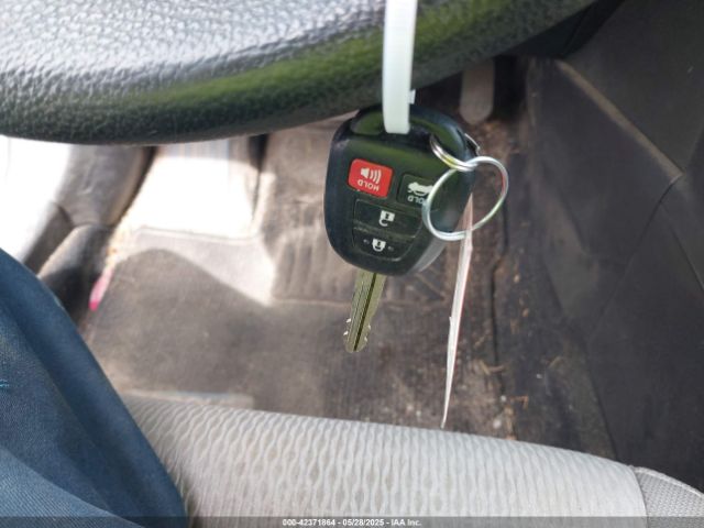 2T1BURHE2FC284845 Toyota COROLLA LE