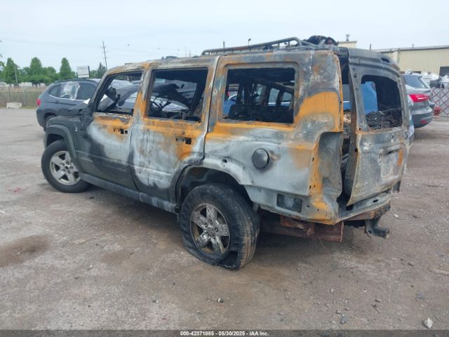2007 JEEP COMMANDER 1J8HG48P07C584909 Photo 2