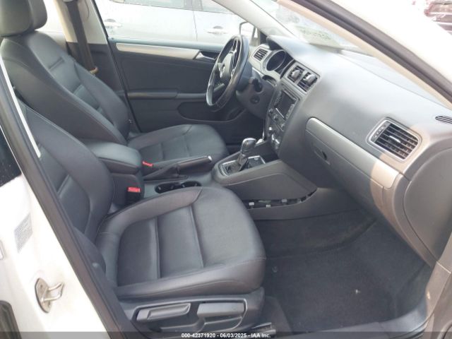 3VWD17AJ7FM302290 Volkswagen Jetta 1.8t Se