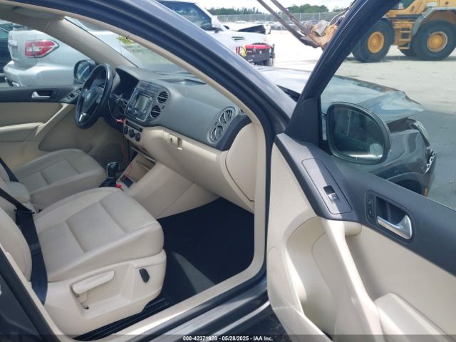 2013 VOLKSWAGEN TIGUAN WVGAV3AX4DW588227 Photo 4