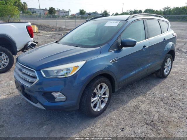 1FMCU0GD2JUA74102 Ford ESCAPE SE