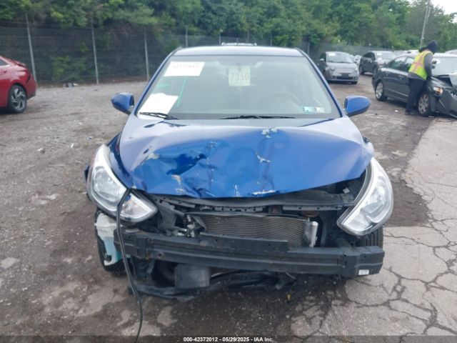 KMHCT4AE5HU173843 Hyundai Accent