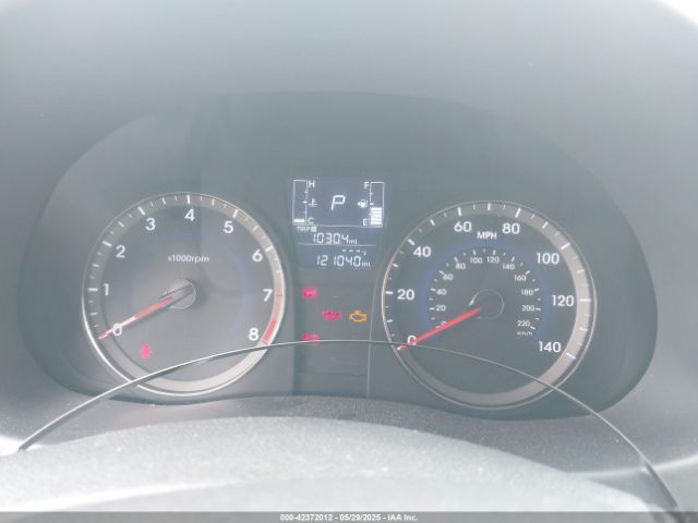 KMHCT4AE5HU173843 Hyundai Accent