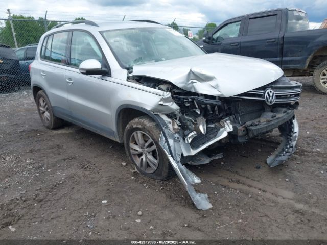 2016 VOLKSWAGEN TIGUAN WVGBV7AX6GW584857