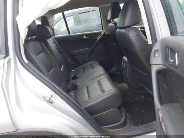 2016 VOLKSWAGEN TIGUAN WVGBV7AX6GW584857 Photo 7