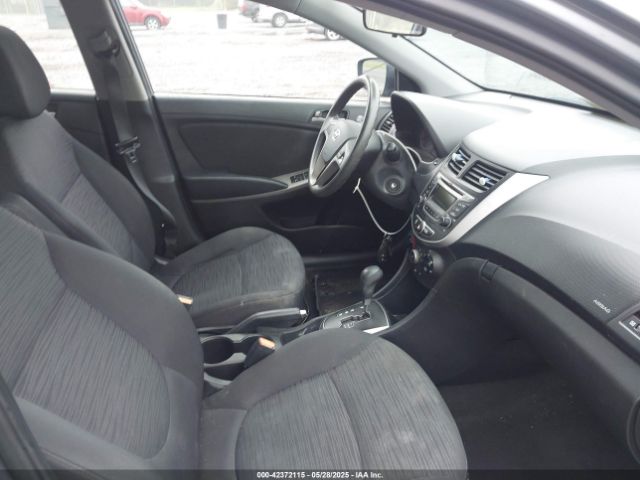 KMHCT5AE8HU311803 Hyundai ACCENT SE