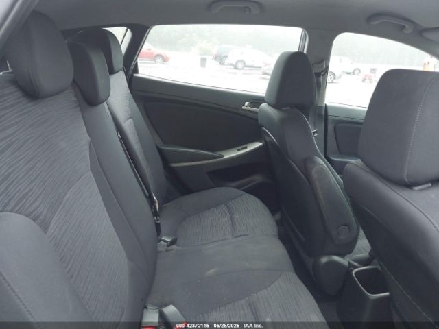 KMHCT5AE8HU311803 Hyundai ACCENT SE