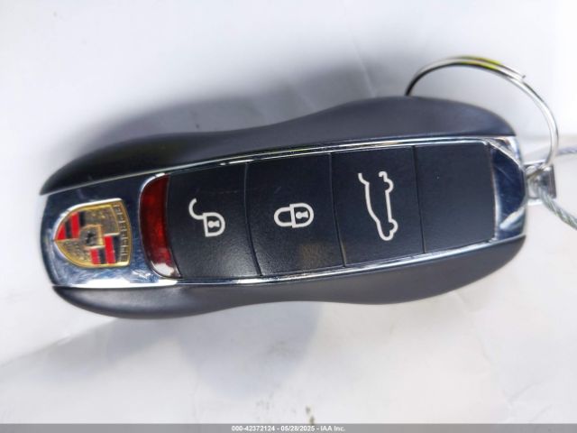 2016 PORSCHE CAYENNE WP1AA2A27GKA13225 Photo 10