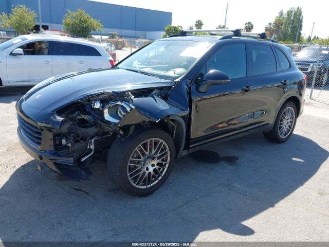 2016 PORSCHE CAYENNE WP1AA2A27GKA13225 Photo 1