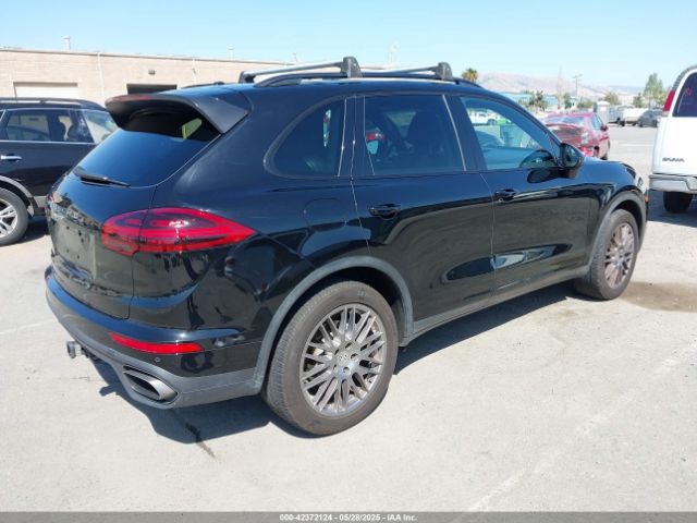 2016 PORSCHE CAYENNE WP1AA2A27GKA13225 Photo 3