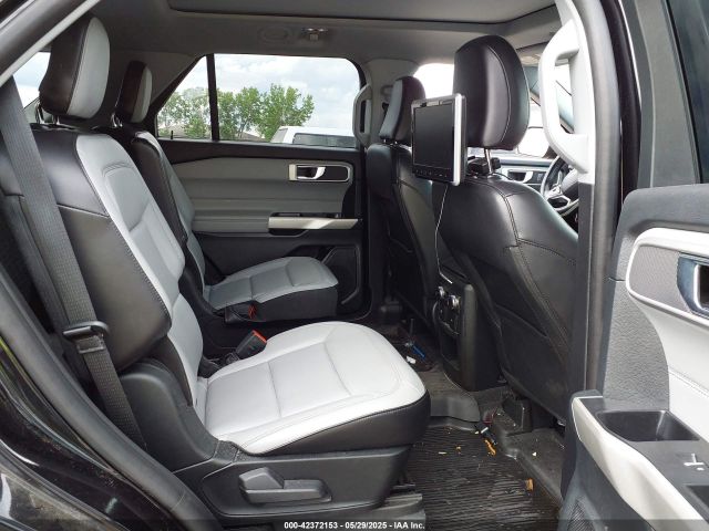 2021 FORD EXPLORER 1FMSK8DH6MGA59743 Photo 7