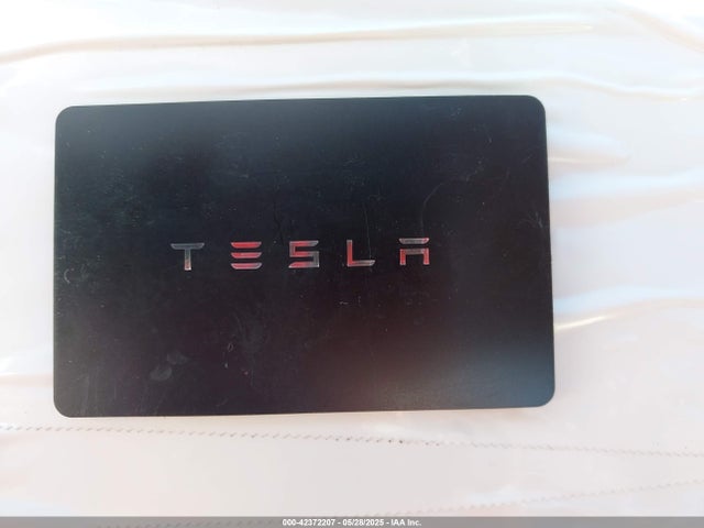 2025 TESLA MODEL 3 5YJ3E1EA9SF943028 Photo 10